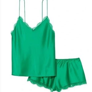 Stretch Satin Sleep Set